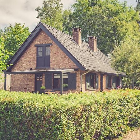 Landhuisjes Bij De Wouterbron Opglabbeek Bagian luar foto