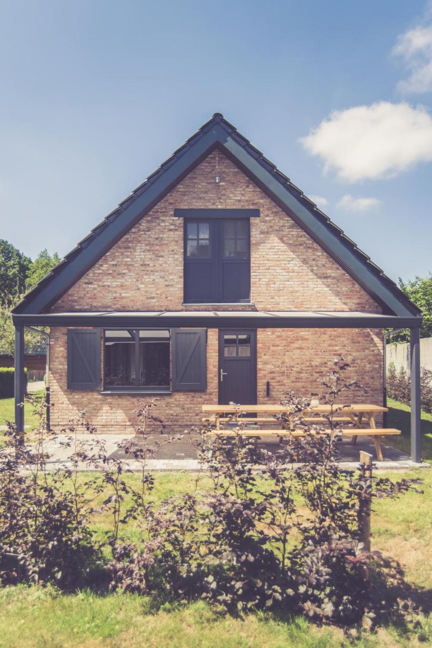 Landhuisjes Bij De Wouterbron Opglabbeek Bagian luar foto