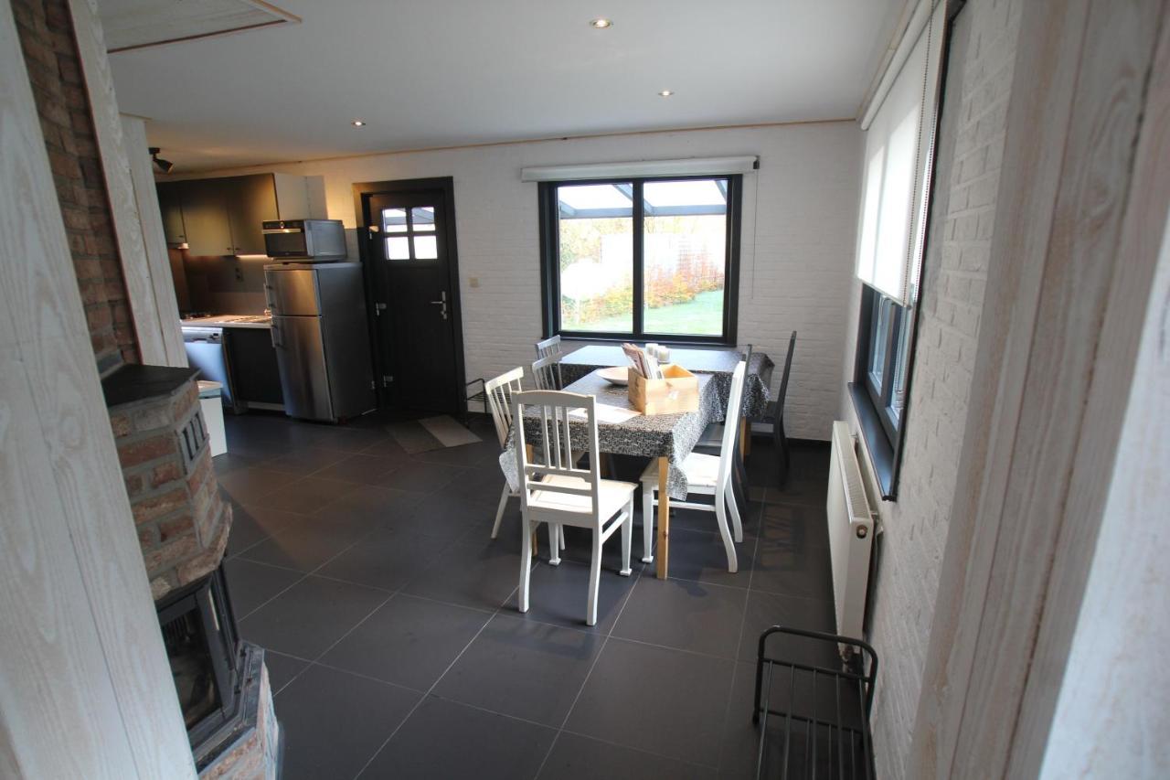 Landhuisjes Bij De Wouterbron Opglabbeek Bagian luar foto